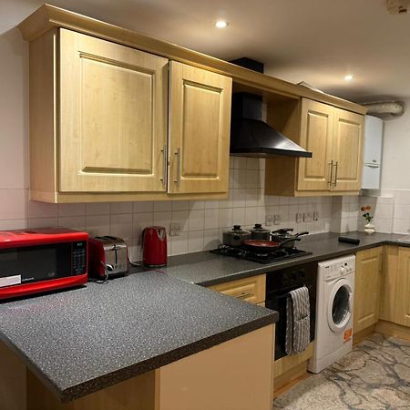 Fabulous Apartment In Kilburn London Exterior photo